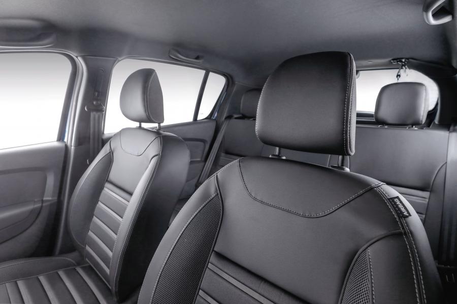 Интерьер Renault Sandero 2019 года  (LA) (фото 9 из 33)